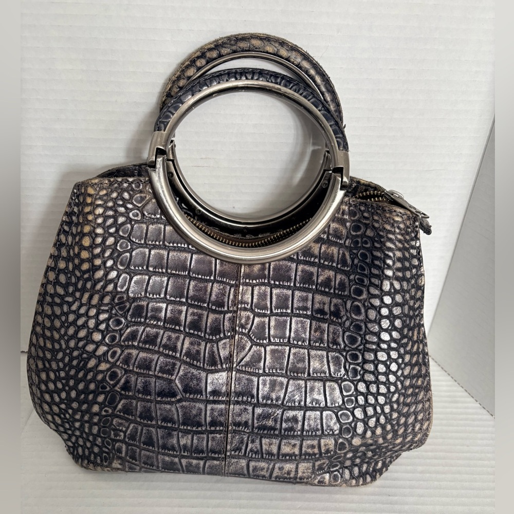 Patricia Nash Aria Shopper with crossbody strap